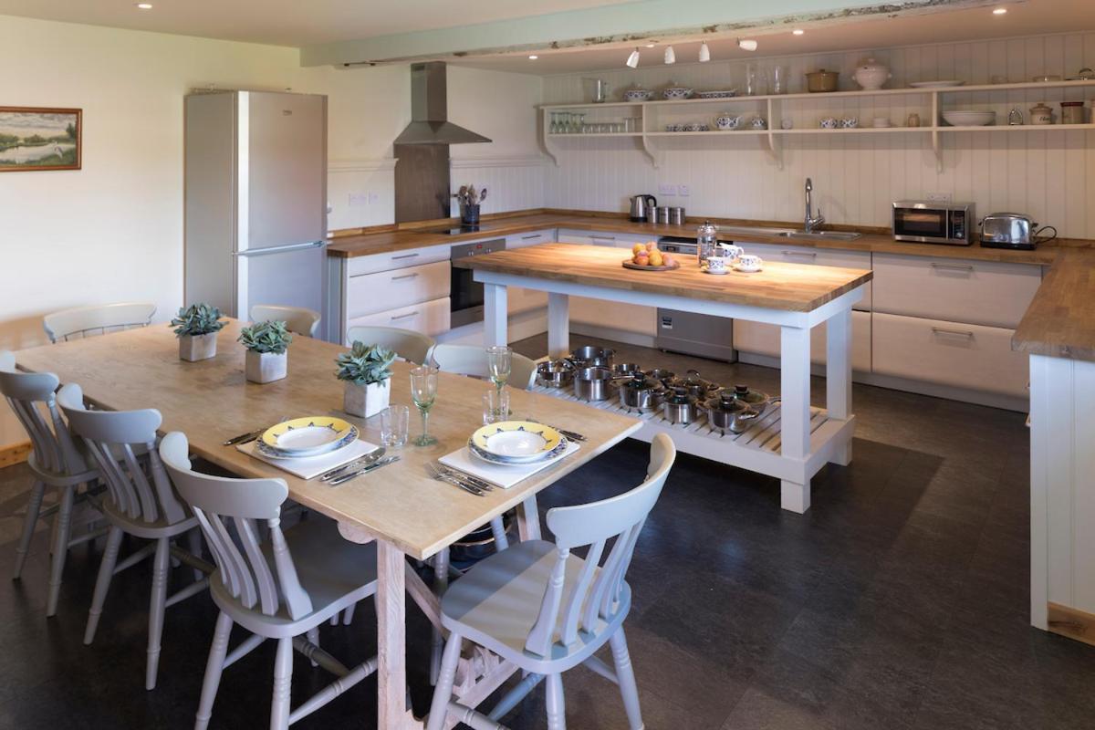 Crucis Park Estate Βίλα Cirencester Εξωτερικό φωτογραφία