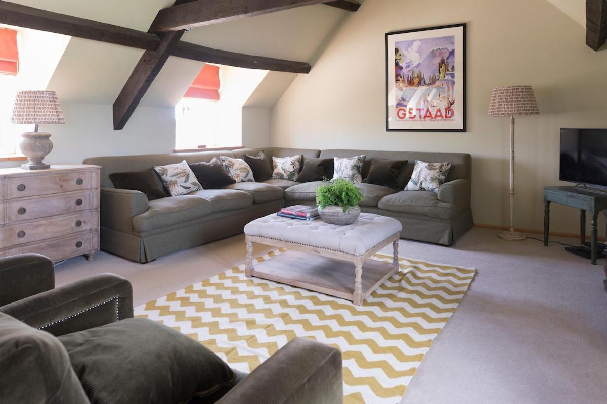 Crucis Park Estate Βίλα Cirencester Εξωτερικό φωτογραφία